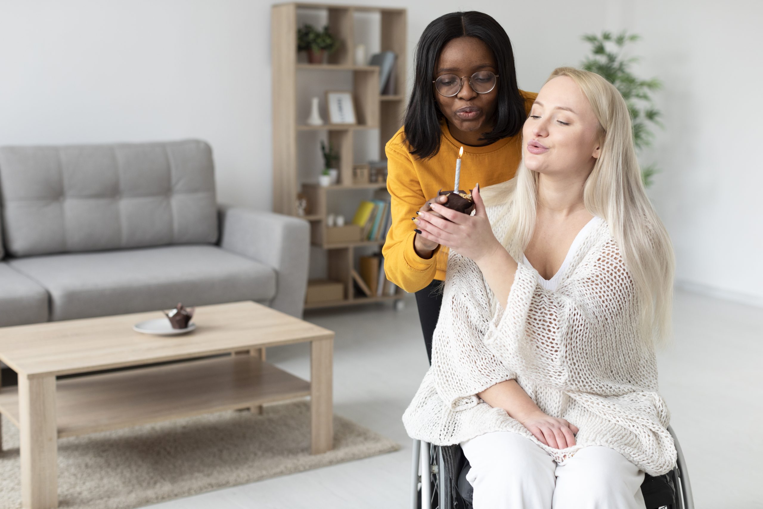 medium shot friend surprising woman